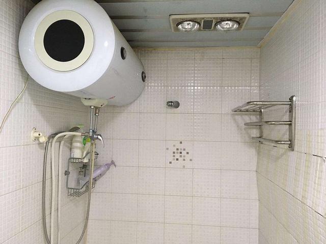 卫生间用哪种热水器比较好（卫生间电热水器什么牌子的好）
