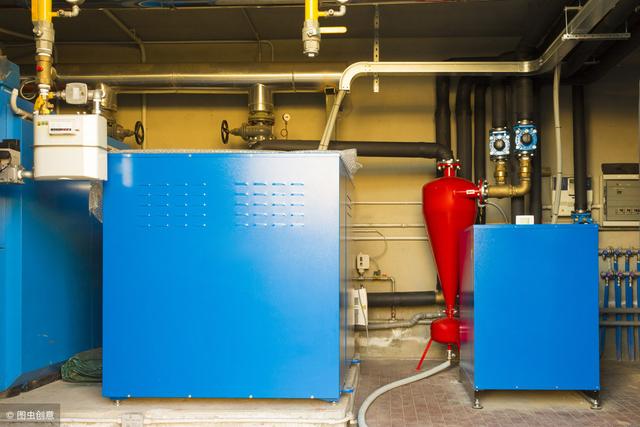 冬天的暖气设备用热水供暖的原理（空气能热泵可以集中供暖吗）