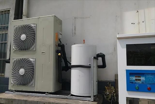 空气源热泵供暖的优缺点（使用空气能热泵采暖节能吗）