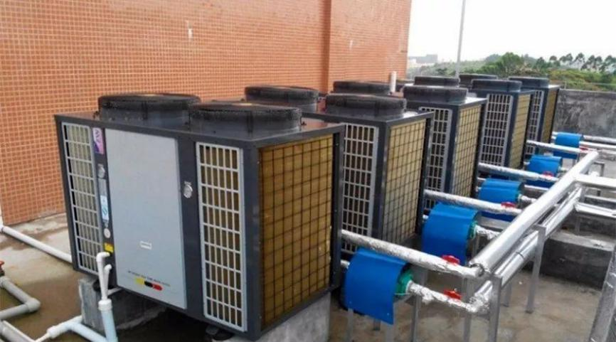空气能热泵实现冬季采暖+夏季制冷，一套系统多种用途