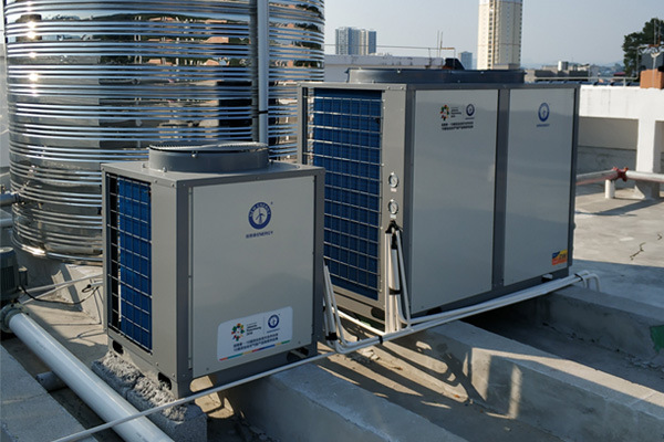 工厂热水工程使用空气能热泵，有哪些好处？